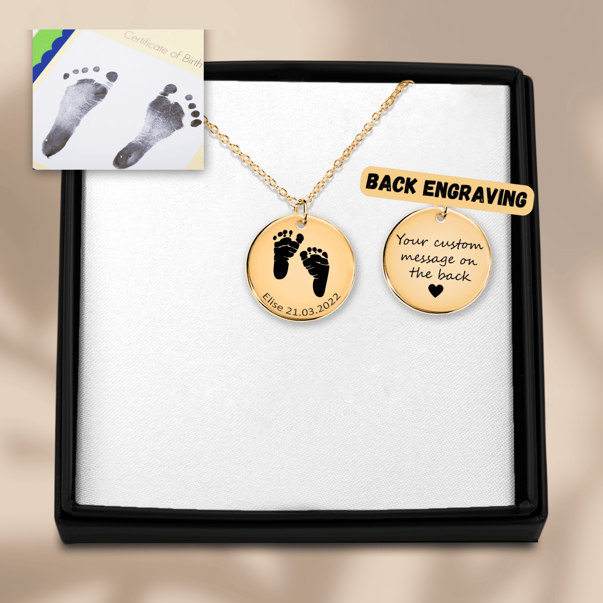 Runde Gravur-Halskette mit zwei Babyfüßchen – personalisiertes Schmuckstück